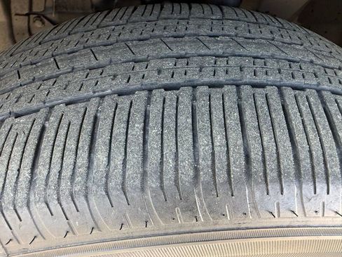 Used 2021 Nissan Rogue SV image 25