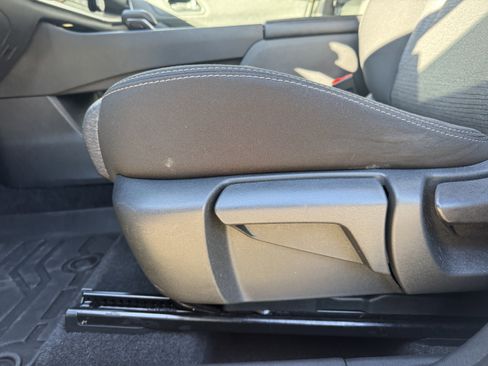 Used 2021 Nissan Rogue S image 11