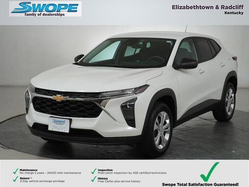 Used 2024 Chevrolet Trax LS w/ Driver Confidence Package image 8
