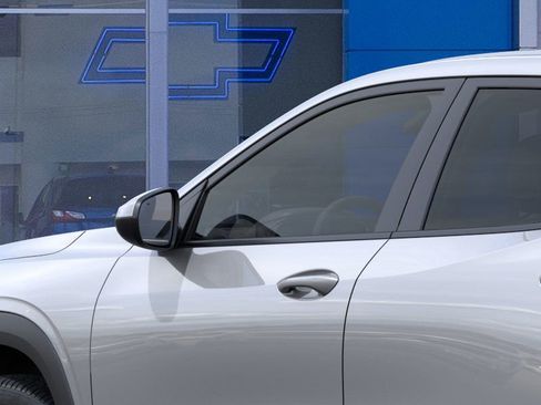 New 2026 Chevrolet Trax LS image 14