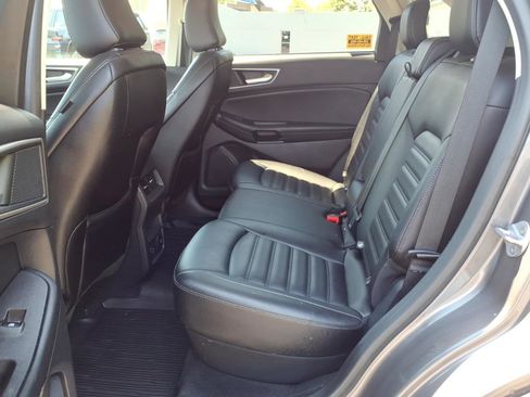 Certified 2022 Ford Edge SEL w/ Convenience Package AWD/4WD image 5