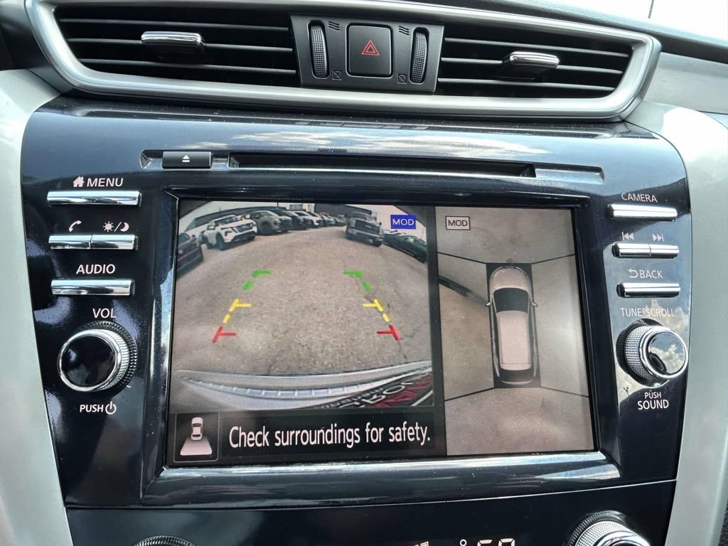 Used 2019 Nissan Murano SV w/ Premium Package AWD/4WD image 16