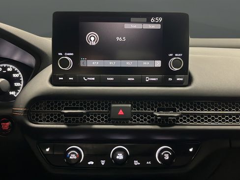 Used 2024 Honda HR-V Sport image 12