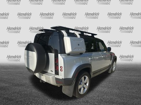 Used 2020 Land Rover Defender 110 First Edition AWD/4WD image 8