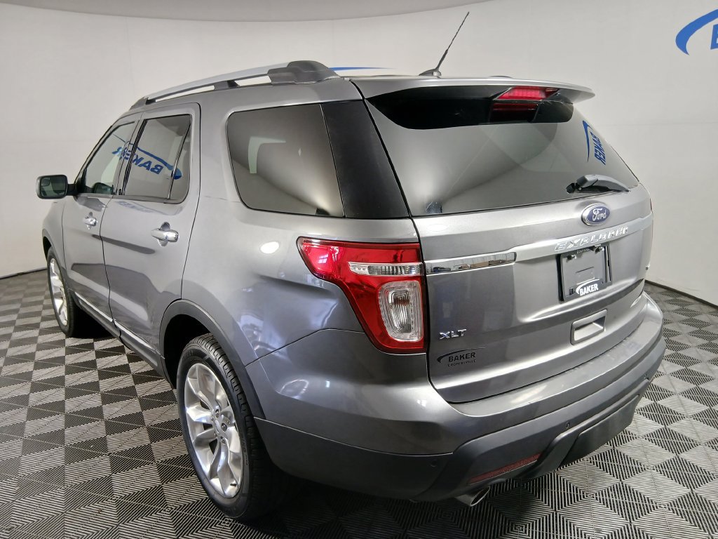 Used 2014 Ford Explorer XLT w/ Equipment Group 202A AWD/4WD image 3