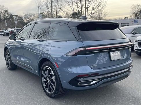 New 2026 Lincoln Nautilus Reserve image 29