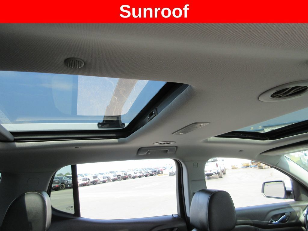Certified 2020 GMC Acadia SLT FWD image 16