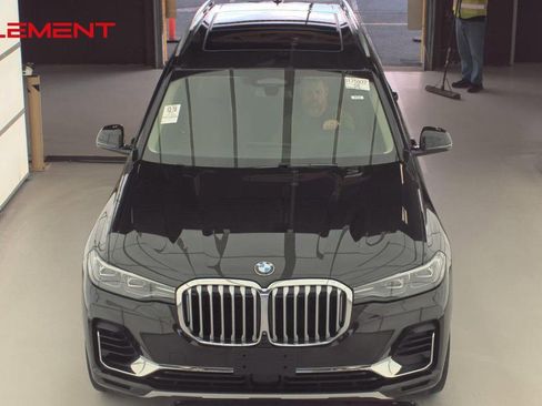 Used 2021 BMW X7 xDrive40i w/ Premium Package image 2