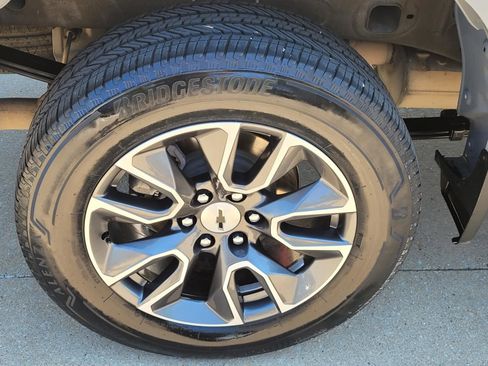 Used 2024 Chevrolet Silverado 1500 RST RWD image 6