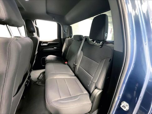 Used 2024 Chevrolet Silverado 1500 LT AWD/4WD image 15