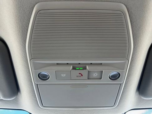 New 2026 Nissan Sentra SR FWD image 8
