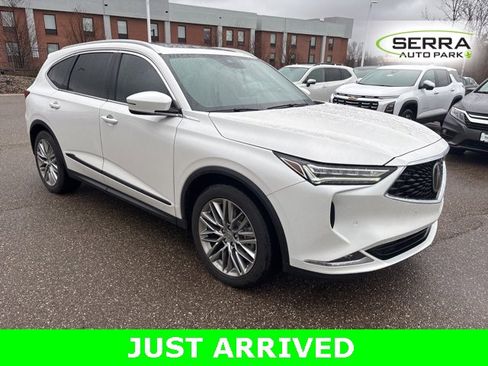 Used 2023 Acura MDX Advance image 2