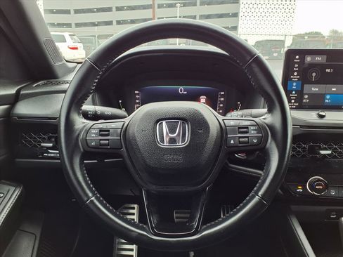 Used 2023 Honda Accord Sport image 13