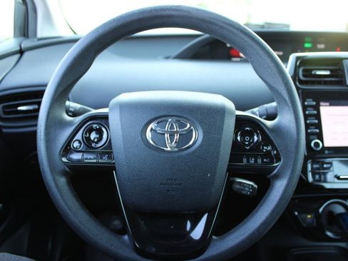 Used 2022 Toyota Prius L Eco image 13