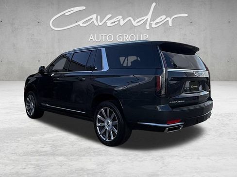 Used 2022 Cadillac Escalade ESV Premium Luxury Platinum w/ Heavy-Duty Trailer Package AWD/4WD image 14