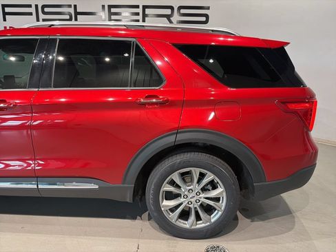 Used 2023 Ford Explorer Limited w/ Limited Technology Package AWD/4WD image 7