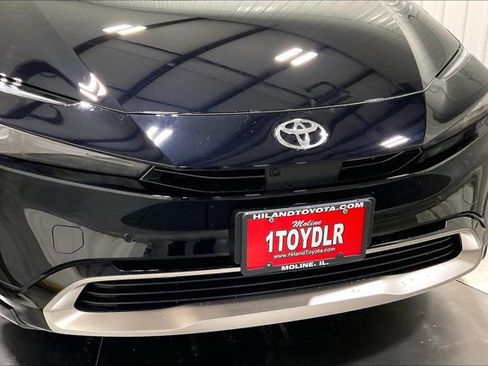 New 2026 Toyota Prius Plug-In Hybrid FWD image 34