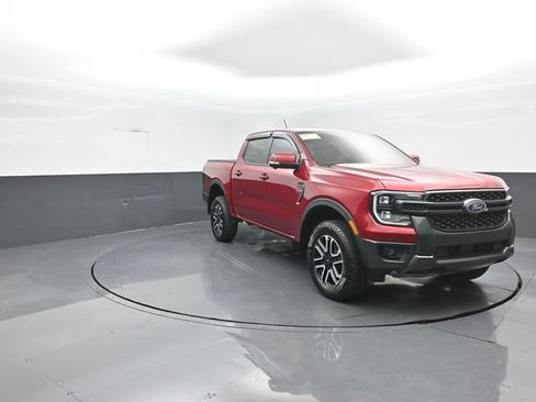 Certified 2025 Ford Ranger Lariat w/ FX4 Off-Road Package AWD/4WD image 3