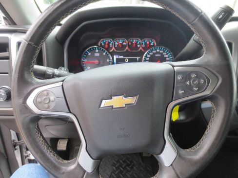 Used 2018 Chevrolet Silverado 1500 LT w/ Trailering Package RWD image 15