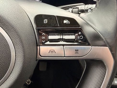 Used 2024 Hyundai Elantra Limited FWD image 31