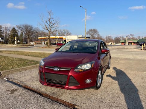 Used 2014 Ford Focus SE w/ SE Winter Package image 13