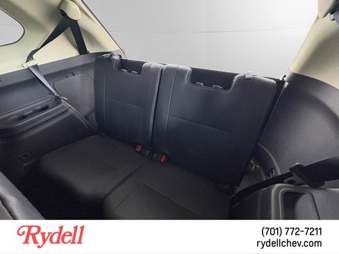 Used 2019 Mitsubishi Outlander ES image 16