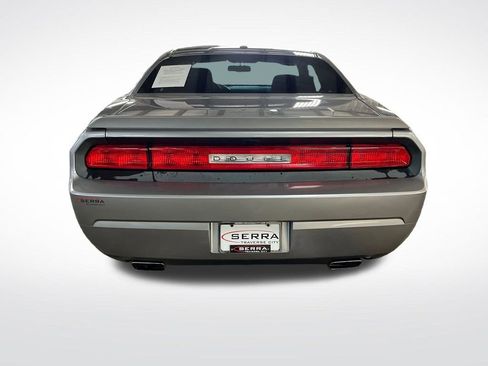 Used 2014 Dodge Challenger SXT w/ Super Sport Group (SS/T) RWD image 4