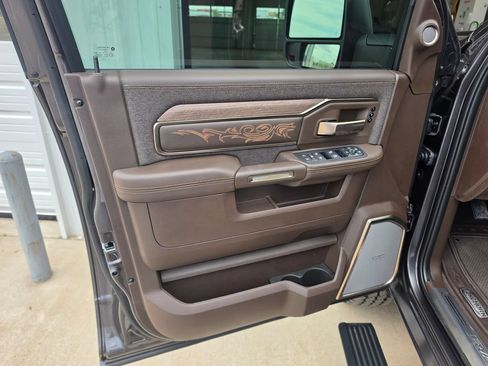 New 2026 RAM 2500 Limited AWD/4WD image 21