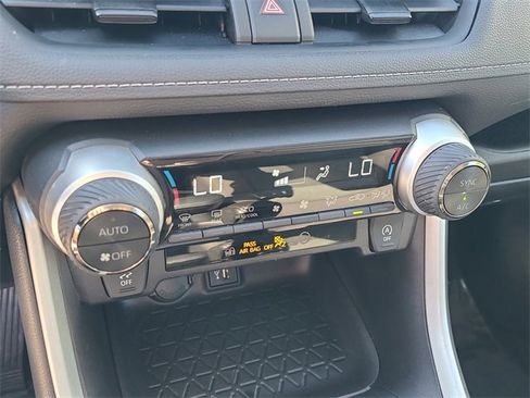 Used 2024 Toyota RAV4 XLE image 34