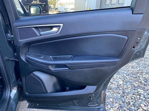 Used 2022 Ford Edge SEL w/ Convenience Package image 37