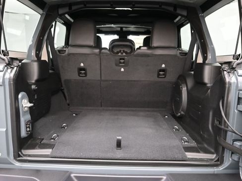 New 2025 Jeep Wrangler Unlimited Rubicon image 22