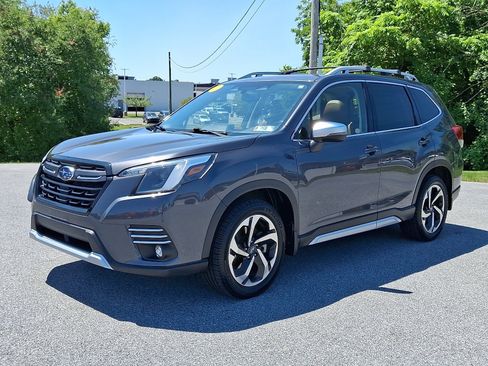Used 2022 Subaru Forester Touring w/ Popular Package #2 AWD/4WD image 3