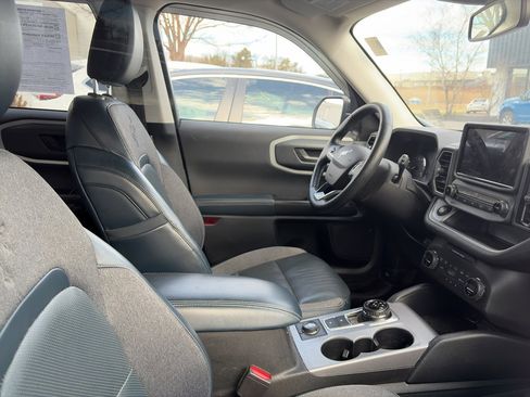 Used 2021 Ford Bronco Sport Outer Banks image 2