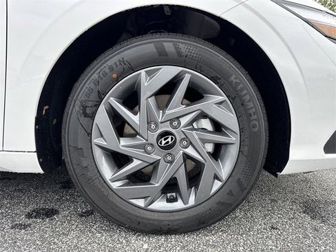 New 2026 Hyundai Elantra Blue image 12