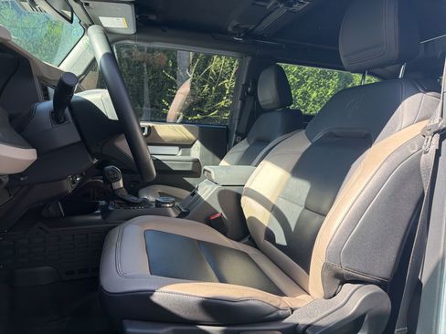 Used 2024 Ford Bronco Big Bend image 4