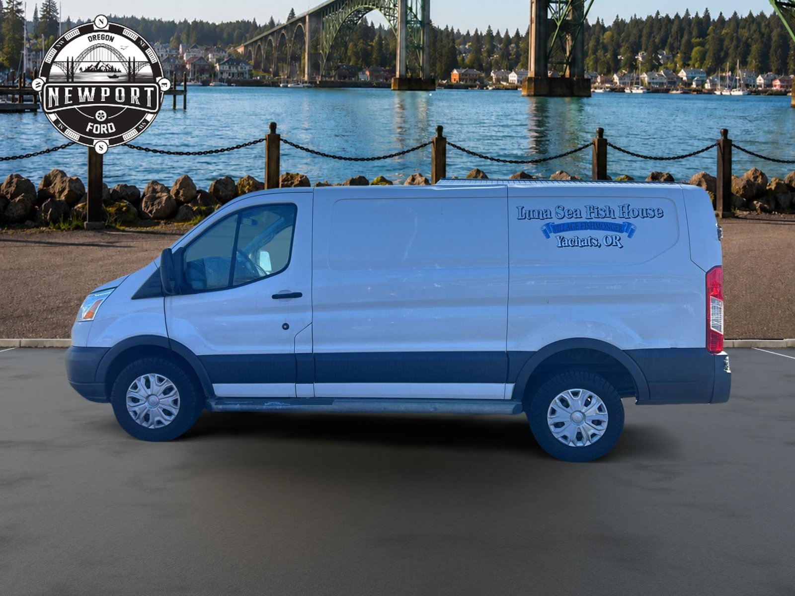 Used 2018 Ford Transit 250 130 Low Roof w/ Exterior Upgrade Package RWD image 5