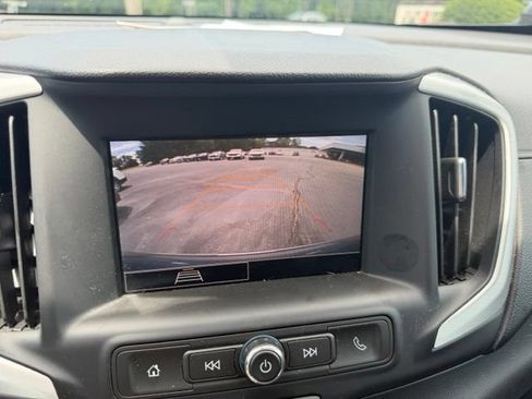 Certified 2024 GMC Terrain SLE AWD/4WD image 21
