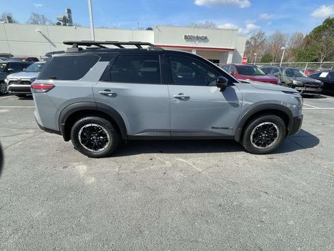 Used 2024 Nissan Pathfinder Rock Creek image 11