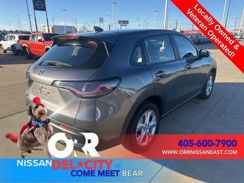 Used 2025 Honda HR-V LX image 5