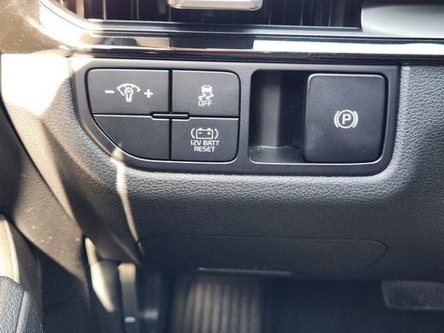 Certified 2026 Kia Sportage S AWD/4WD image 23