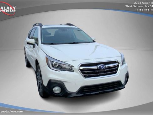 Used 2018 Subaru Outback 2.5i Limited image 3