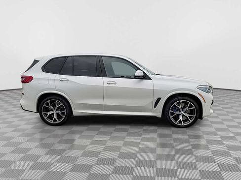 Used 2020 BMW X5 M50i w/ Executive Package image 9