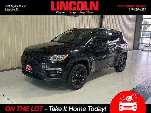 Used 2019 Jeep Compass Latitude AWD/4WD image 1