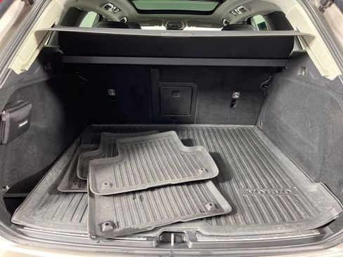 Used 2023 Volvo XC60 B5 Plus w/ Protection Package Premier FWD image 48