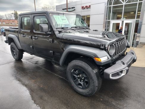 New 2026 Jeep Gladiator Sport image 2