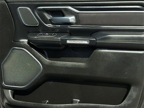 Used 2023 RAM 1500 Laramie image 39