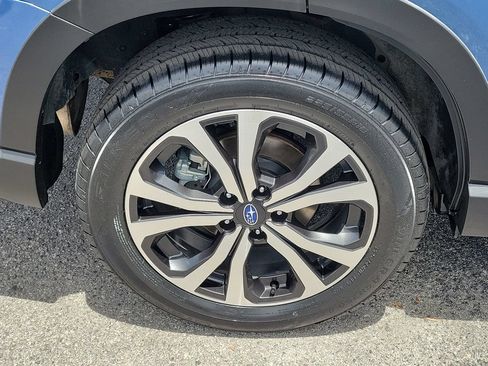 Certified 2023 Subaru Forester Limited AWD/4WD image 7