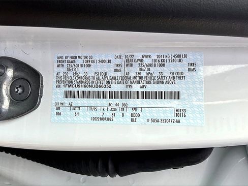 Used 2022 Ford Escape SEL w/ Technology Package image 32