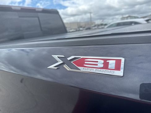 Used 2022 GMC Sierra 1500 SLT w/ SLT Premium Plus Package image 9