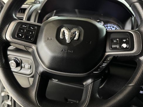 Used 2019 RAM 2500 Tradesman w/ Chrome Appearance Group image 65